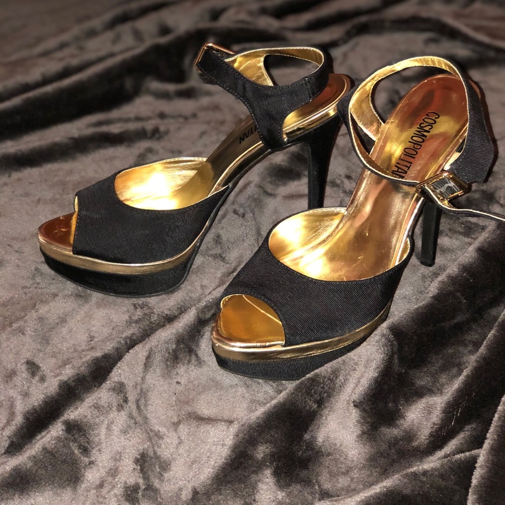Heels - Picture 2 of 7